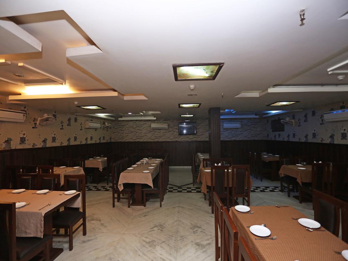 Star Hotel อัครา ภายนอก รูปภาพ