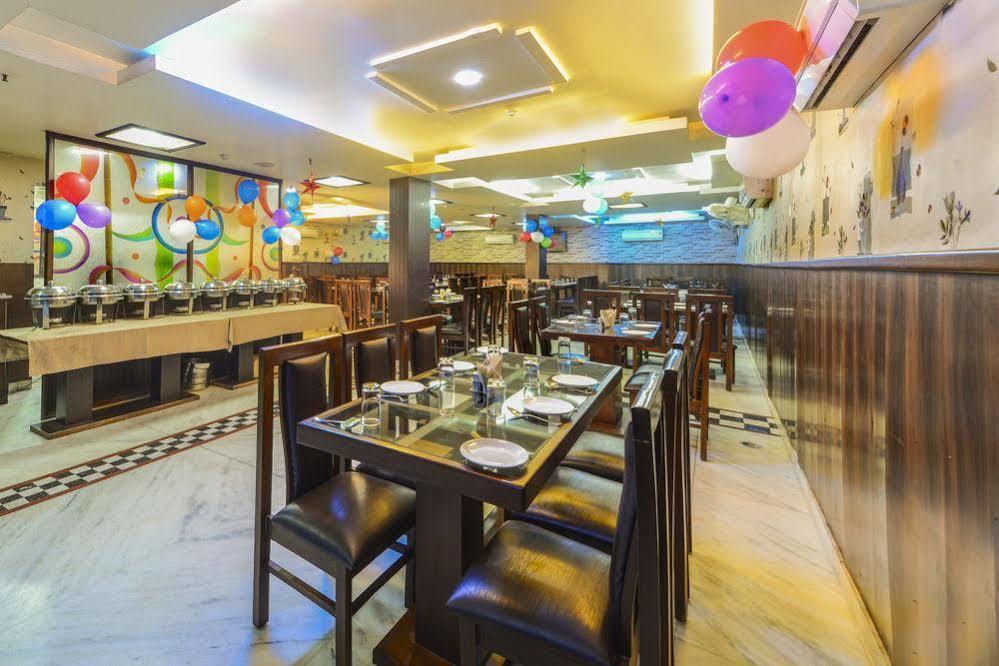 Star Hotel อัครา ภายนอก รูปภาพ
