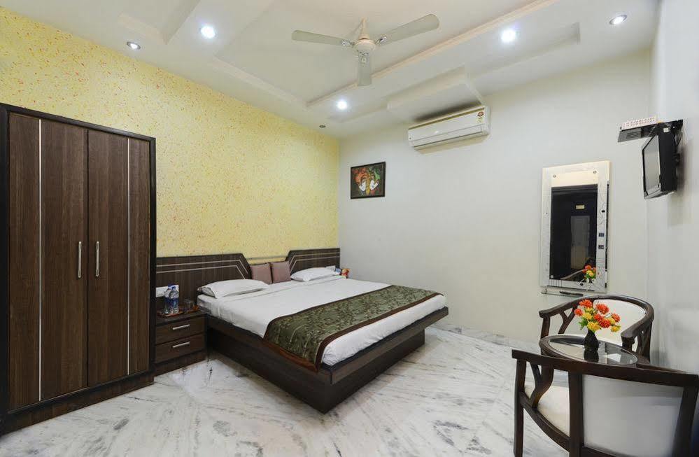 Star Hotel อัครา ภายนอก รูปภาพ