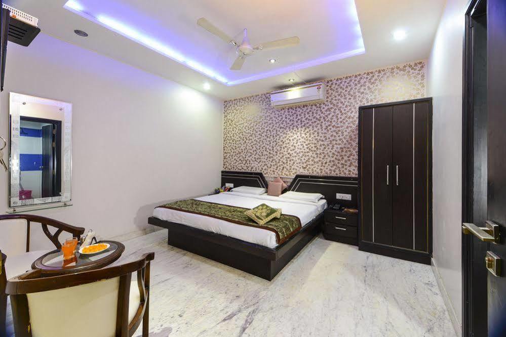 Star Hotel อัครา ภายนอก รูปภาพ