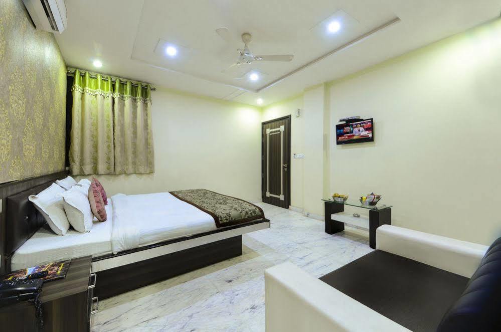 Star Hotel อัครา ภายนอก รูปภาพ