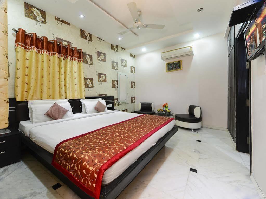 Star Hotel อัครา ภายนอก รูปภาพ