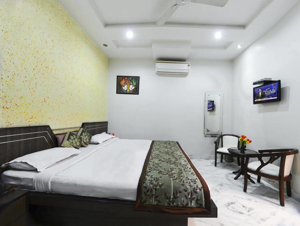 Star Hotel อัครา ภายนอก รูปภาพ