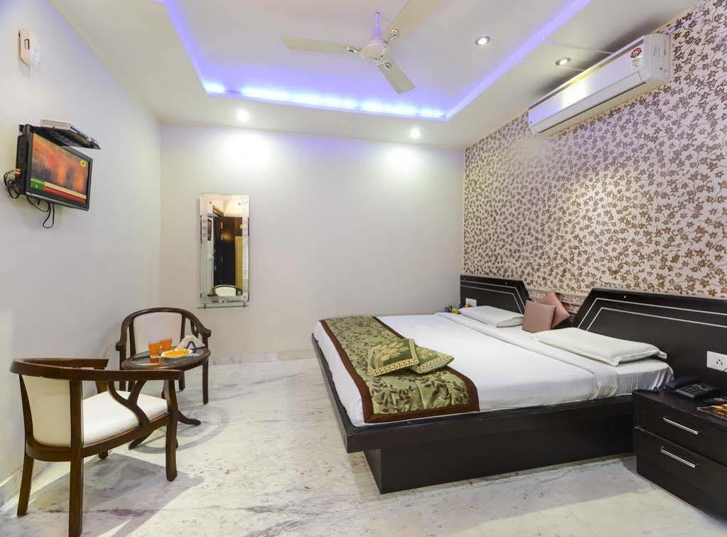Star Hotel อัครา ภายนอก รูปภาพ